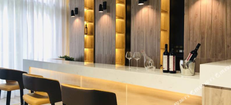 成都红牌楼地铁站鑫珀伦酒店图片
