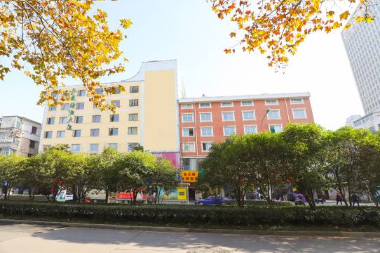 金大塘快捷宾馆(合肥明光路包河万达店)