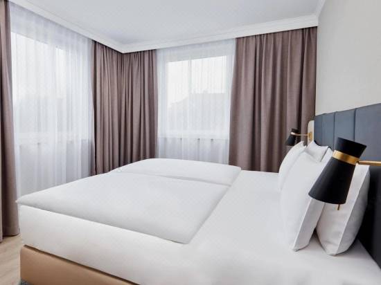 Crowne Plaza Hamburg City Centre Hotel Reviews And Room Rates