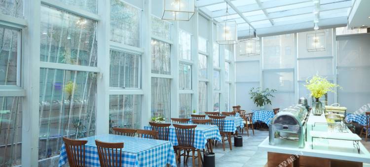 仟那绿城酒店(郑州南五里堡地铁站紫荆山路店)图片