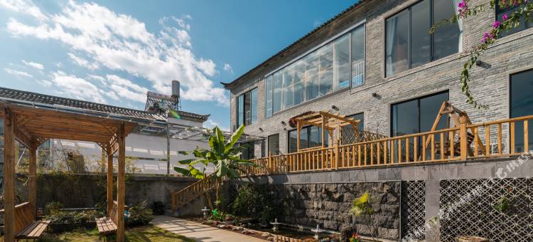 腾冲愫心雅轩全景度假客栈(和顺古镇店)图片