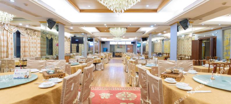 龙腾国际酒店(茂名电白万达广场店)图片