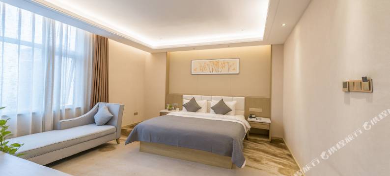 天明精品酒店(郑州省政府万象城店)图片