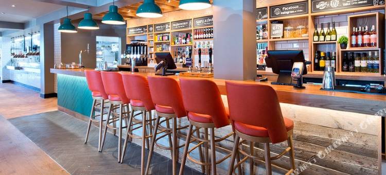 西布罗姆维奇普瑞米尔酒店(West Bromwich)图片