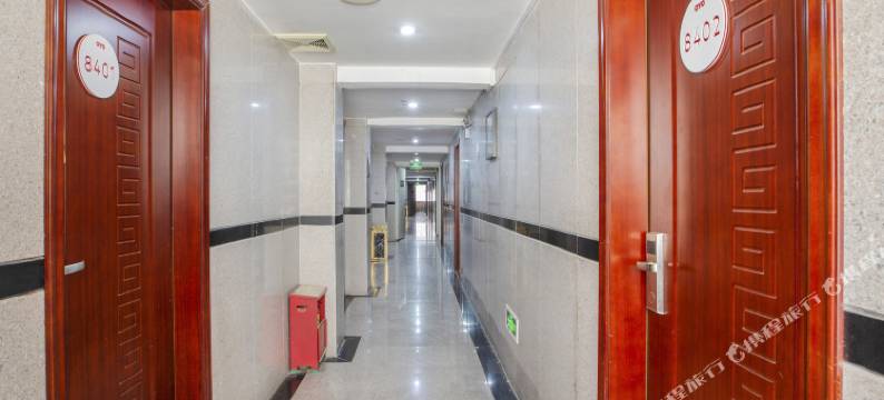 徽商168酒店(深圳大运地铁站店)图片