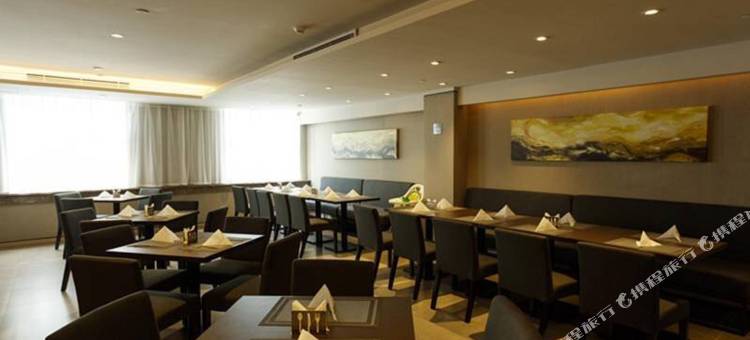 如家精选酒店(威海高铁站韩乐坊步行街店)图片