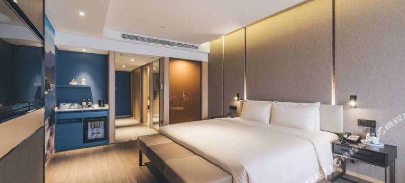 宿适奢华酒店(上海日月光打浦桥地铁站店)图片