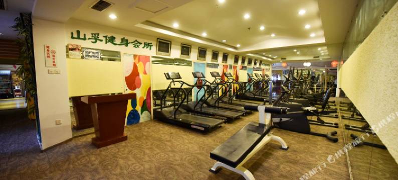 青岛山孚大酒店图片