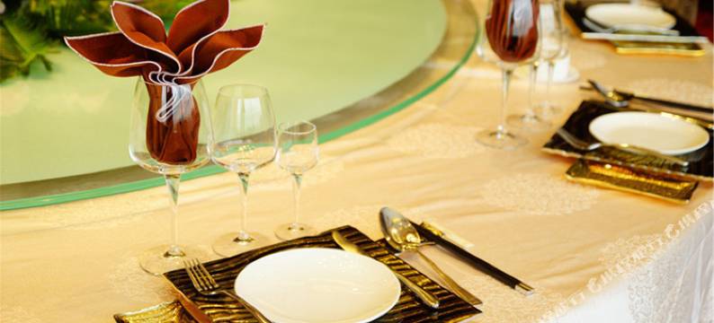 泰安正元名饮国际酒店图片