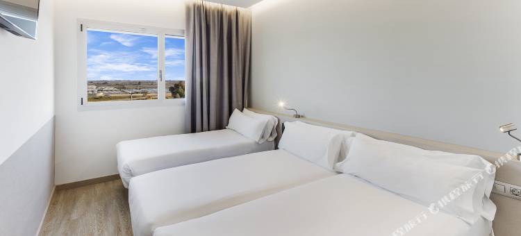 比拉德坎斯民宿酒店(B&B Hotel Barcelona Viladecans)图片