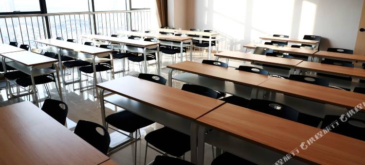 青皮树酒店(高平财富大厦店)图片