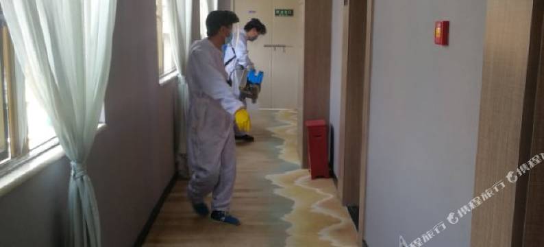 希亚华瑞酒店(安顺虹山湖景区店)图片