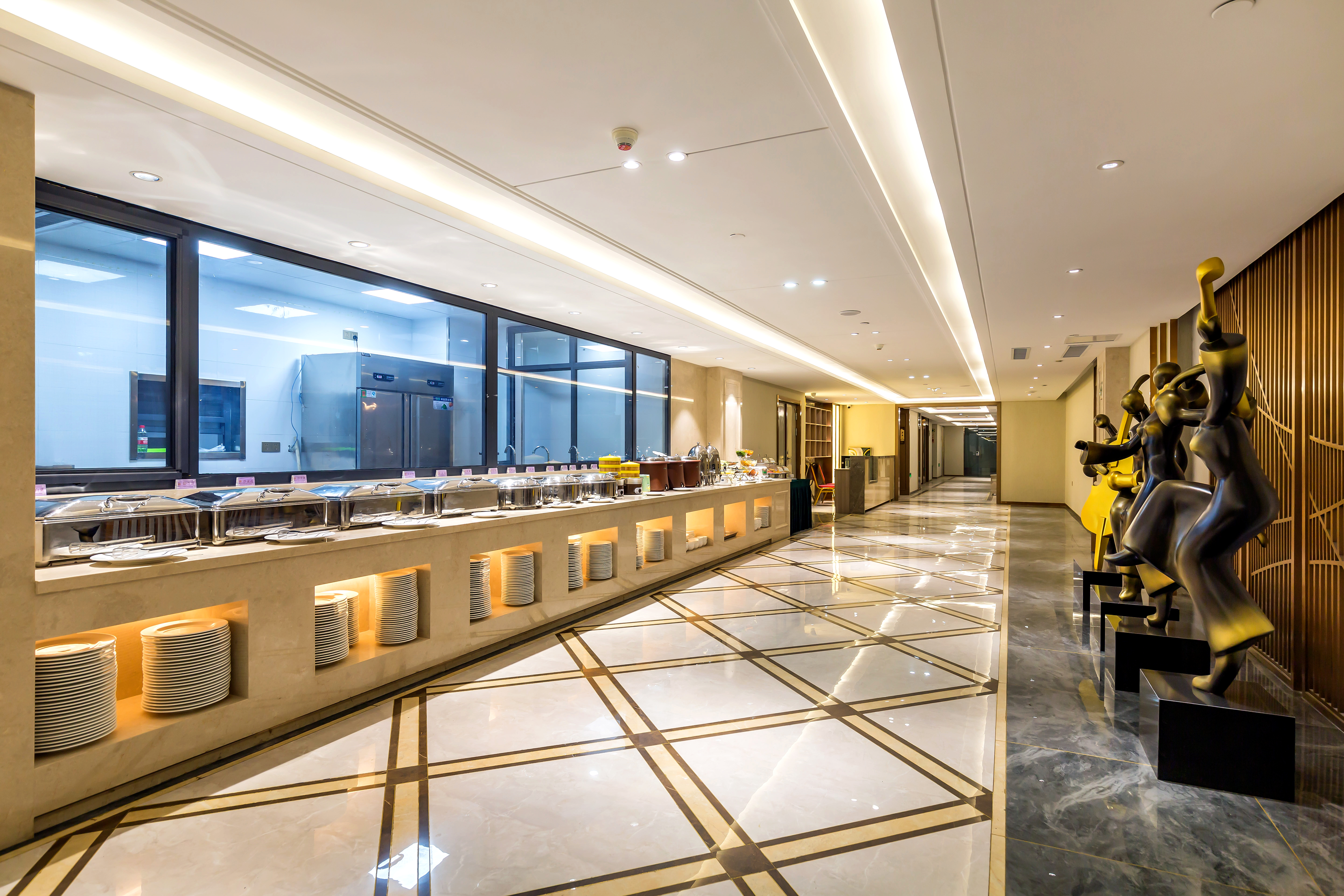 Vienna Hotel (Hengshui Middle School) Over view