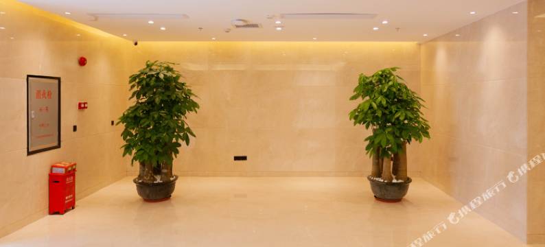 良友启程酒店(广州小北地铁站店)图片