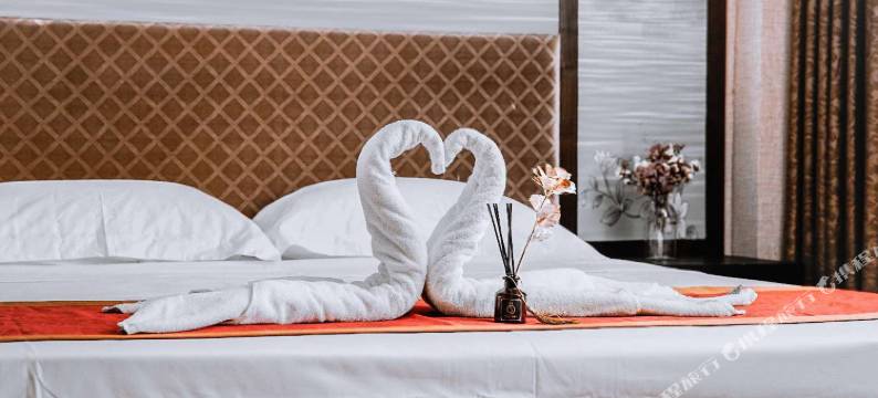 青岛九上大酒店图片