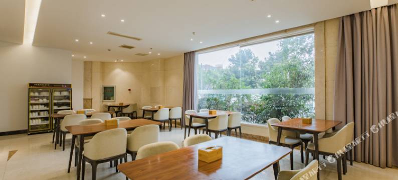 艾斯博格酒店(平湖乍浦店)图片