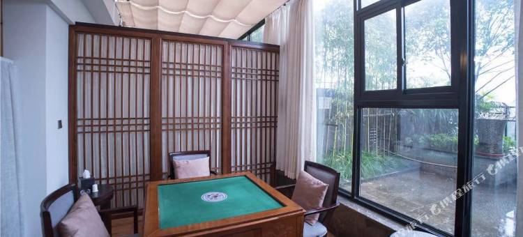 重庆解放碑丽呈睿轩酒店图片