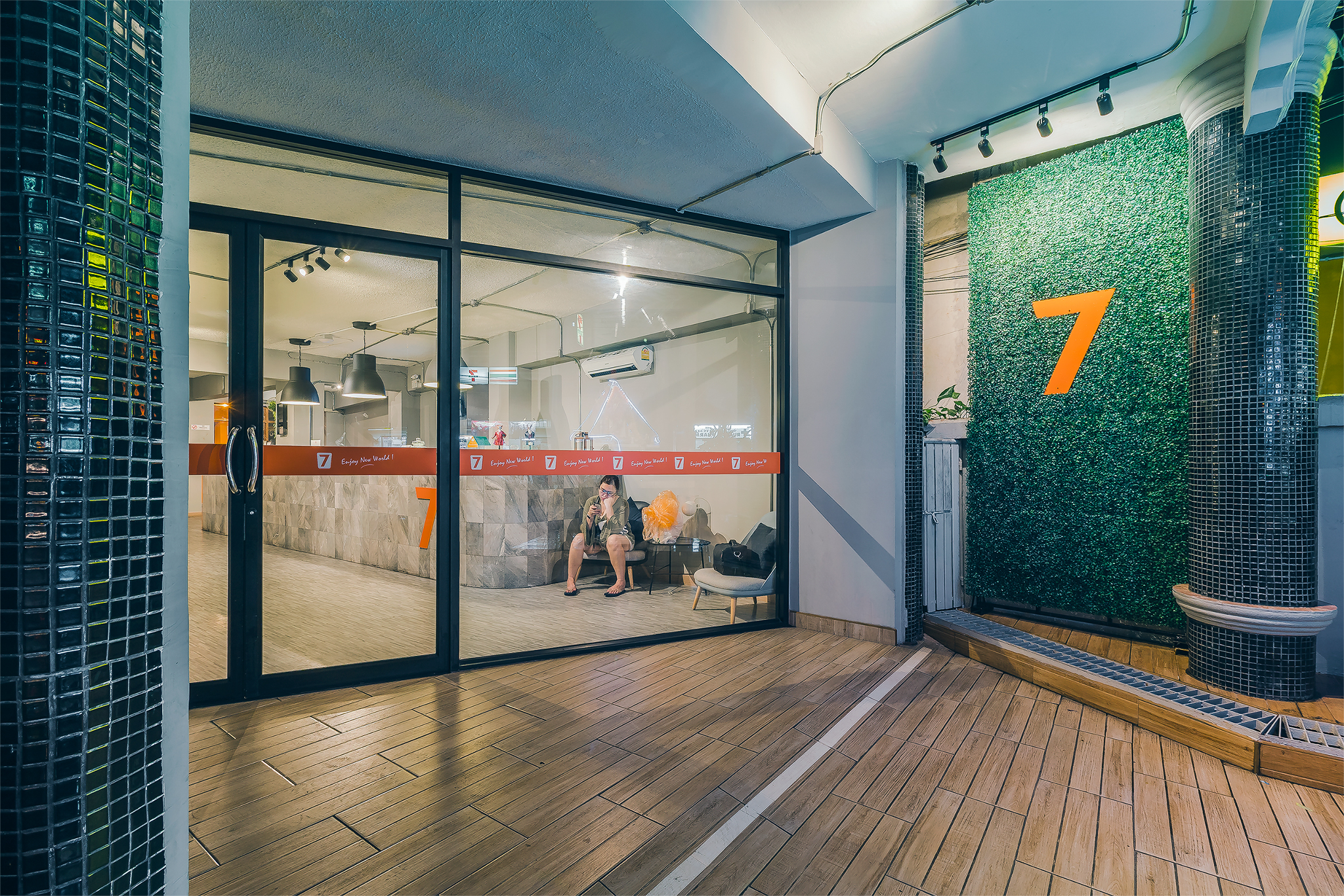 7 Stays Pattaya Hotel Over view