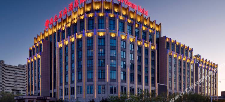 乌鲁木齐西北石油酒店(铁路局北京路汇嘉时代广场店)图片