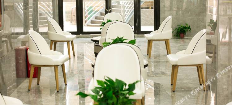 如家睿柏云酒店(喀什叶城喀和东路店)图片