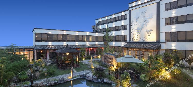 仟那旅途酒店(新乡大学城店)图片