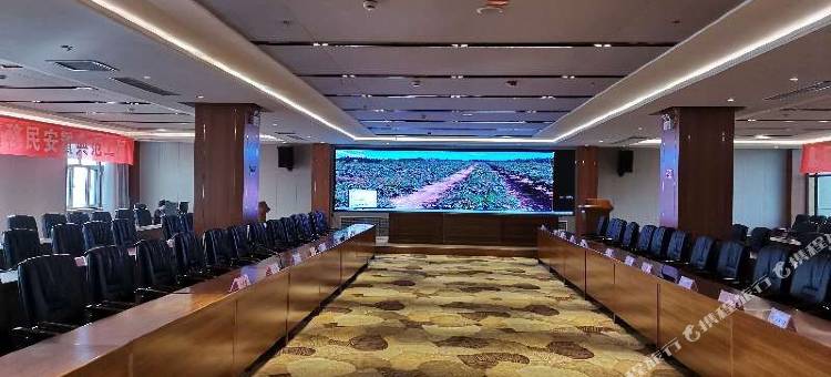 泽普金湖杨国际酒店图片