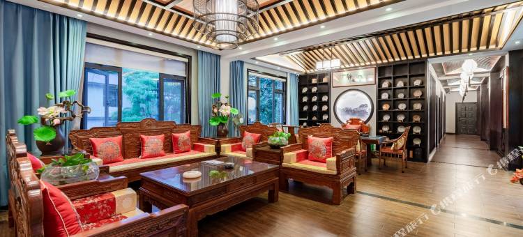 云南永咸温泉度假酒店(昆明滇池西山风景区店)图片