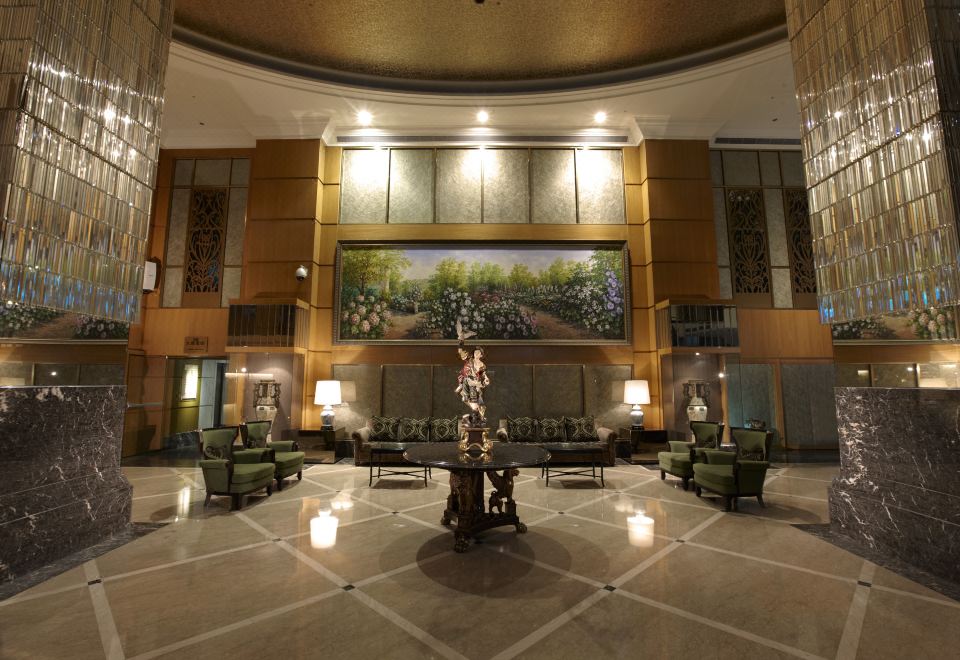 Pullman Kuching Hotel Over view