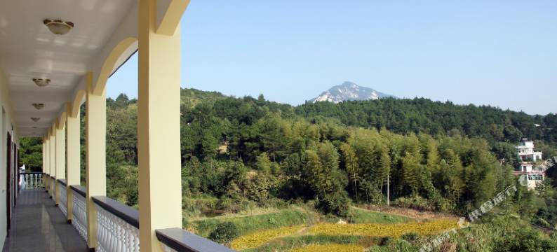 潜山赫比尼斯酒店图片