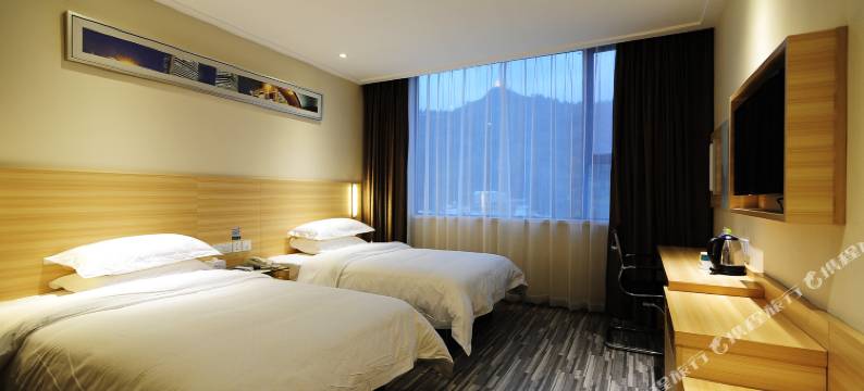 城市快捷酒店(紫云格凸大道店)图片