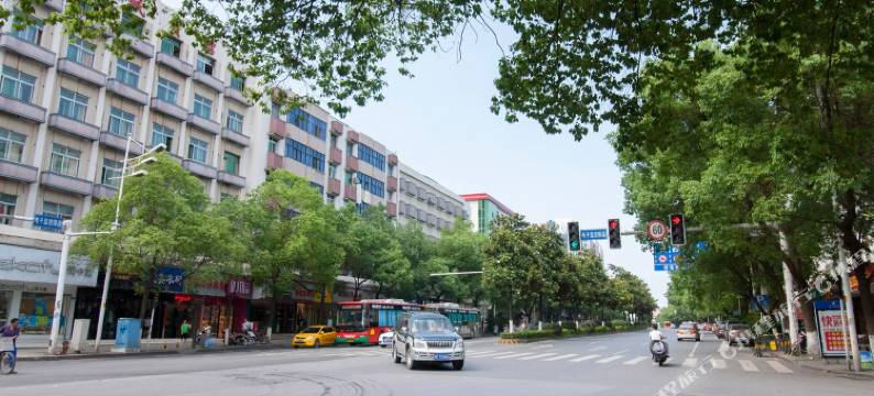 新华都酒店 (红旗广场店)图片