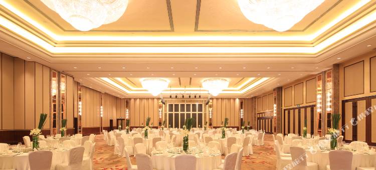 宁波春晓世茂希尔顿逸林酒店图片