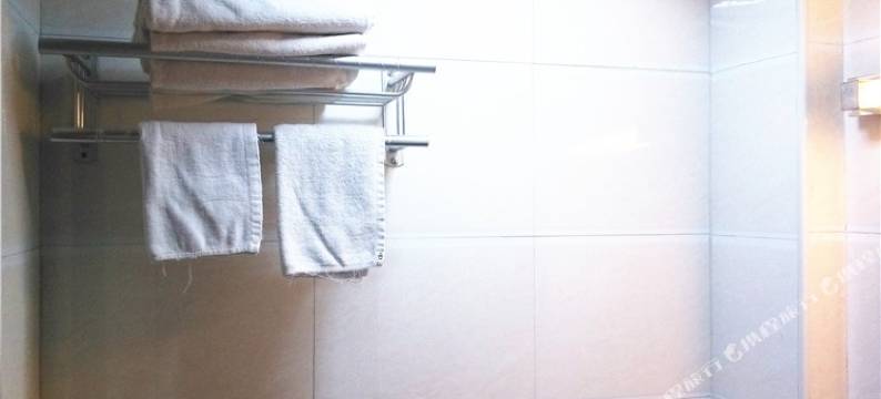 岳阳县中富宾馆图片