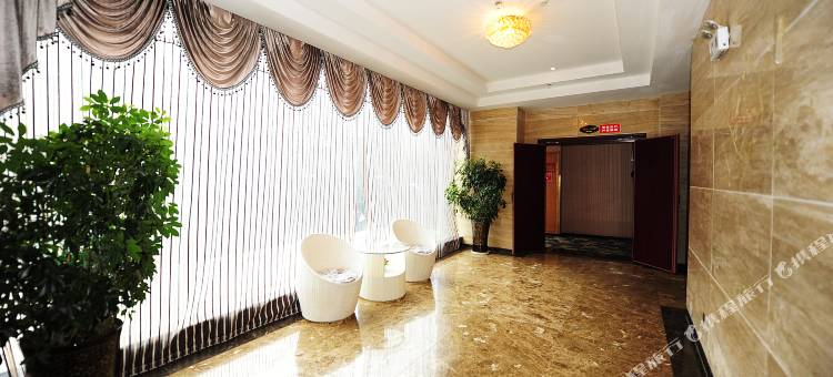 贵阳名仕之家时尚酒店(火车站第四人民医院店)图片