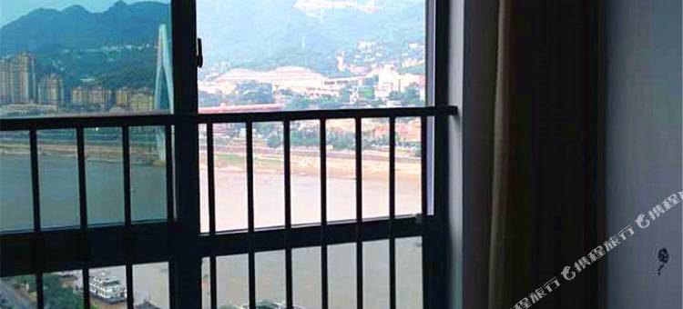 重庆江畔e家酒店公寓图片