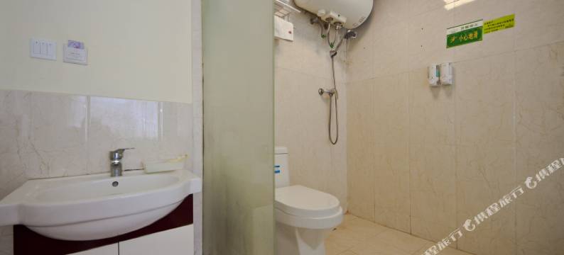 哦咪咪商务旅馆(福州连江路店)图片