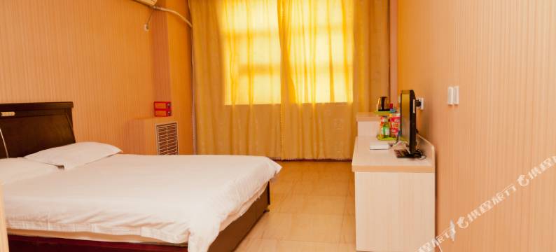 阳光宾馆(广饶汽车站半球面粉厂店)图片