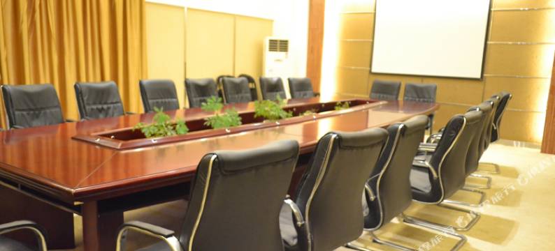 新豫东大酒店(洛阳王城公园万达广场店)图片