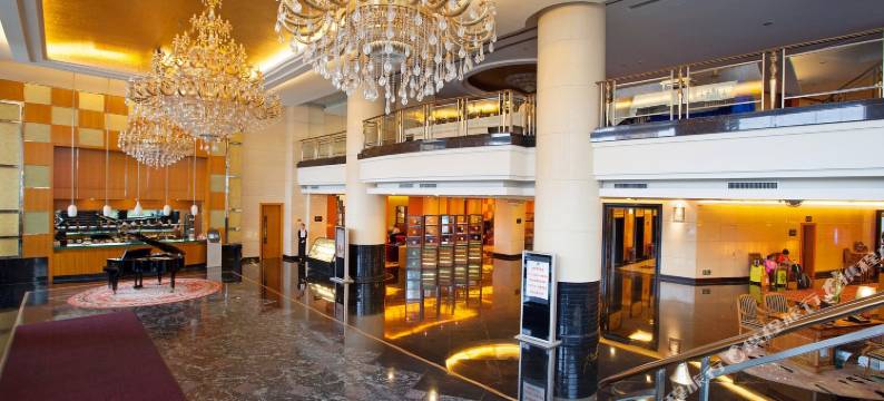 武汉五月花大酒店(黄鹤楼中南路地铁站店)图片