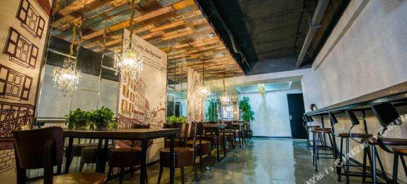 多维空间精选酒店(李村地铁站向阳路步行街店)图片