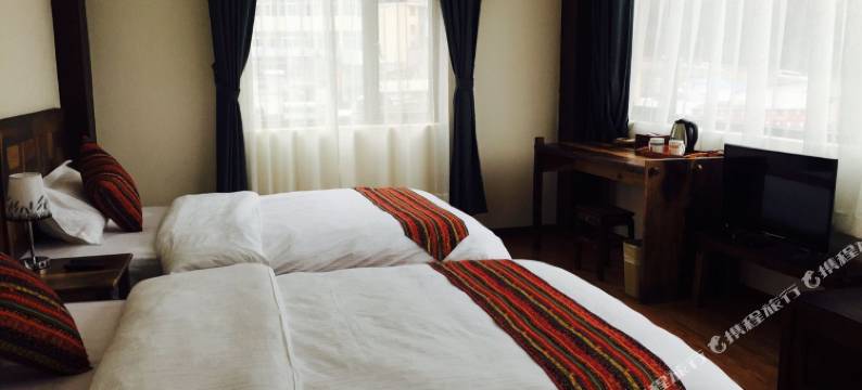 骏怡精品酒店(德钦梅里雪山店)图片