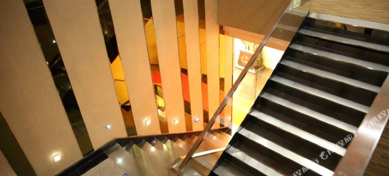 桦南鸿鼎自主宾馆图片