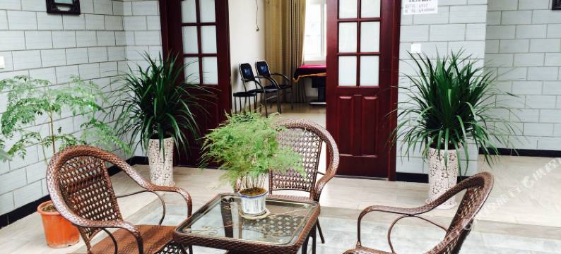 街子古镇军悦客栈图片