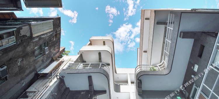 OwlStay 故事所 夹脚拖的家 花園图片