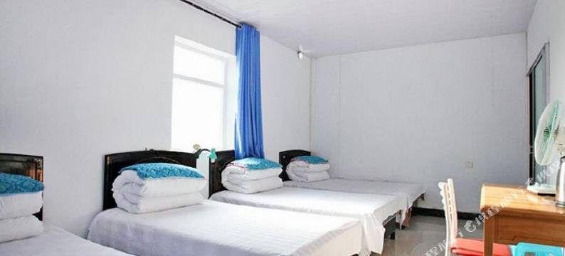 七彩丹霞乔家大院图片