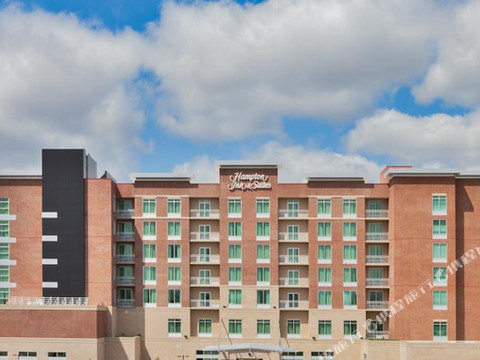 欧文斯伯勒市中心/水岸希尔顿套房酒店