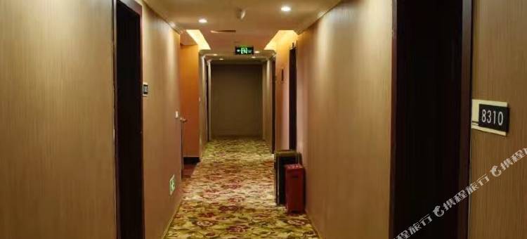 荥经锦城天阅酒店图片