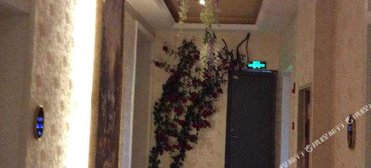 富顺皇庭酒店图片