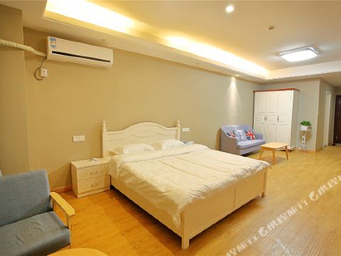 安吉六号公馆 5.0分(6条点评) 178起距离249米立即预订