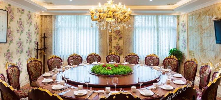 四季鹏辉酒店(汉中高铁站店)图片